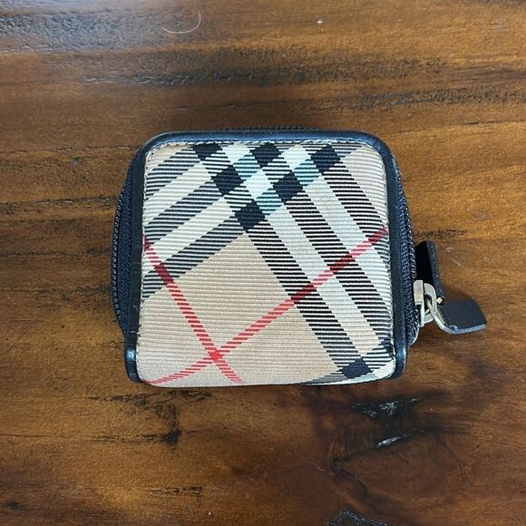 Burberry small double zipper wallet impeccable - Picture 1 of 9